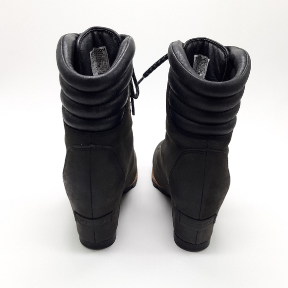 SOREL | Conquest Waterproof Leather Wedge Boots in Black - Picture 5 of 9